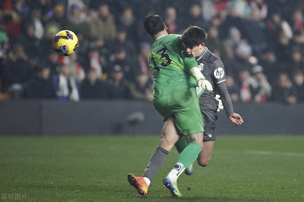 开云中国-西亚卡姆连续五场比赛得分超过战术调整，皇家马德里不断突破！热度持续攀升的简单介绍-开云中国